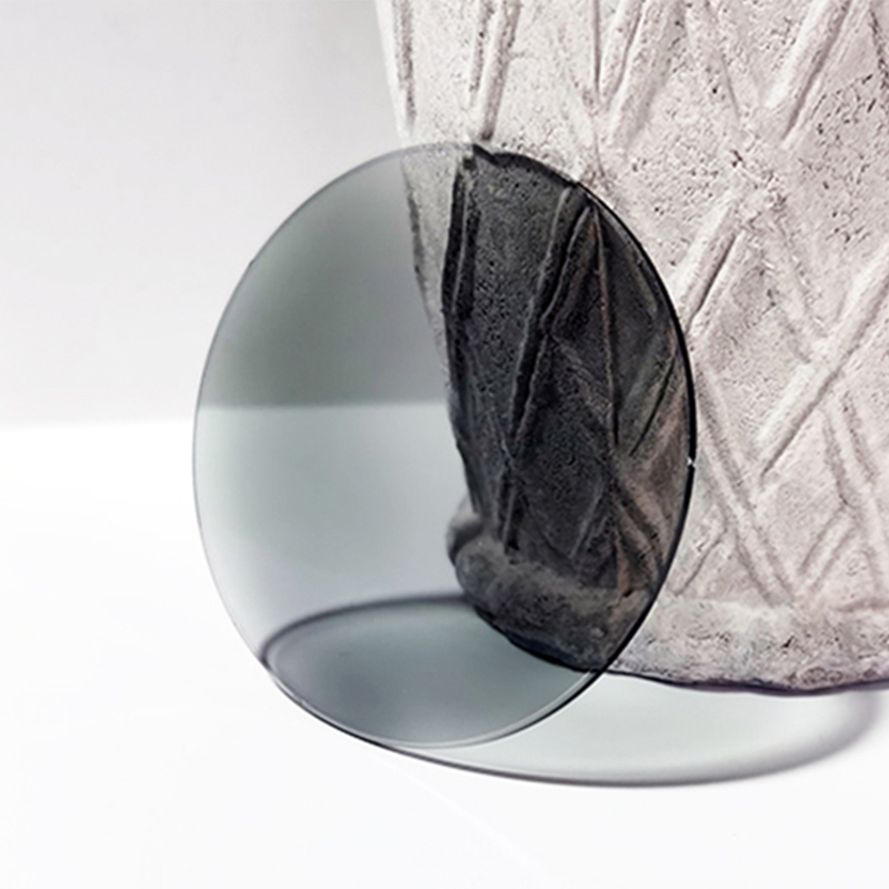 1.56 Photochromic Lens SHMC